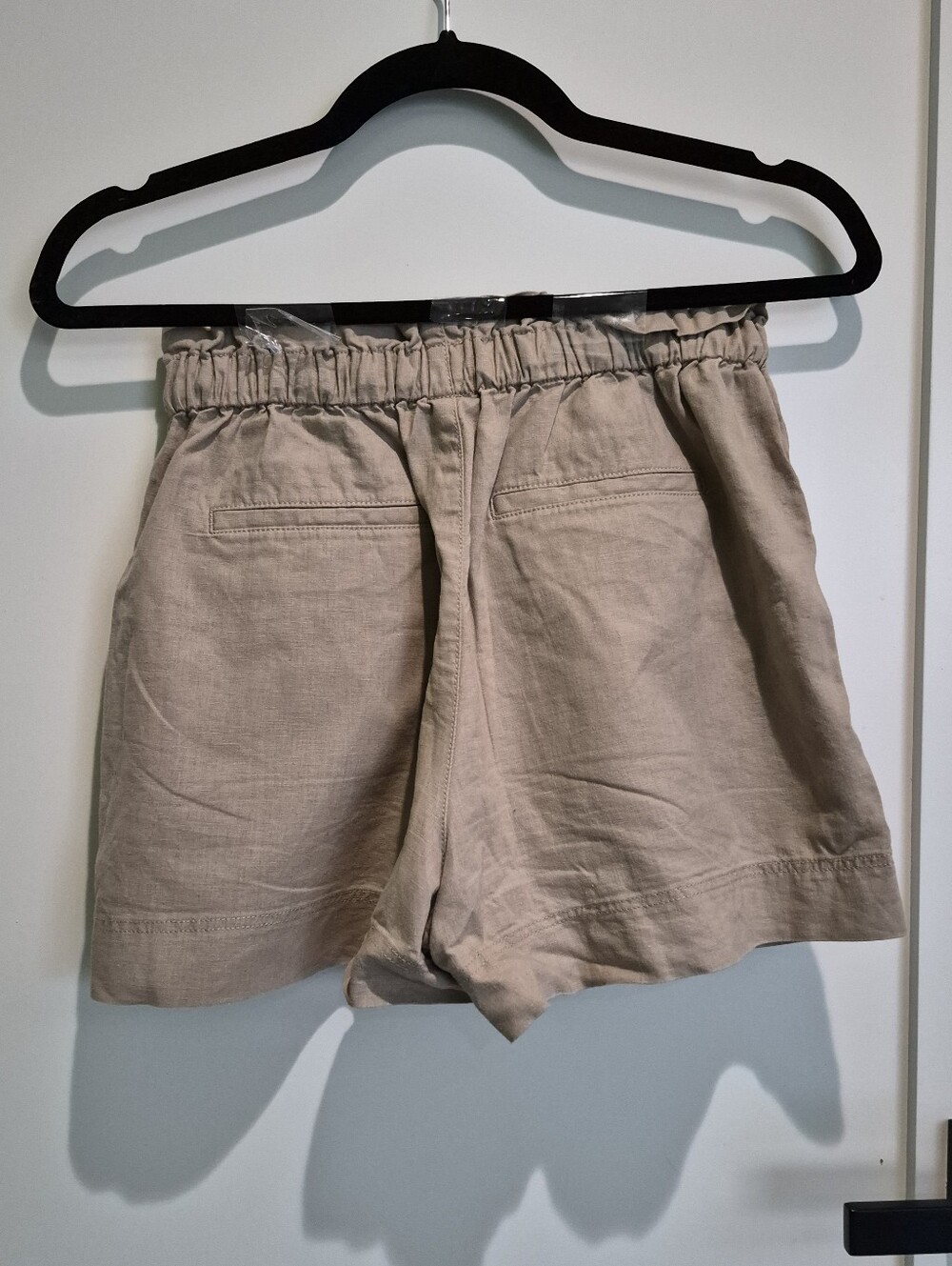 Uniqlo Beige Shorts XS - Picture 2 of 5